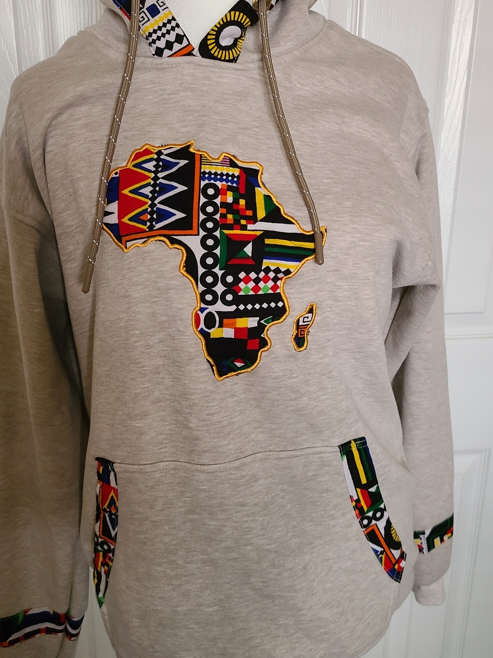 Khay Designs Beige CultureCozy Hoodie Africa Map Ankara Print Size L Graphic Cut